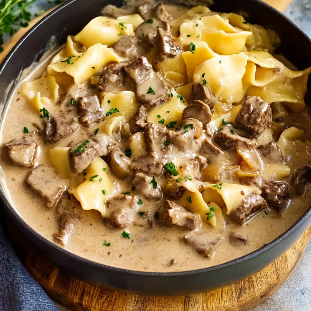 Slow Cooker Beef Stroganoff